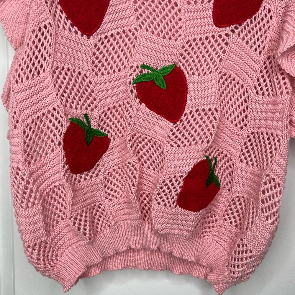 Pink Knit Sweater with Red Strawberry Design Sz Small Flutter Sleeve Soft Cozy - Picture 5 of 10